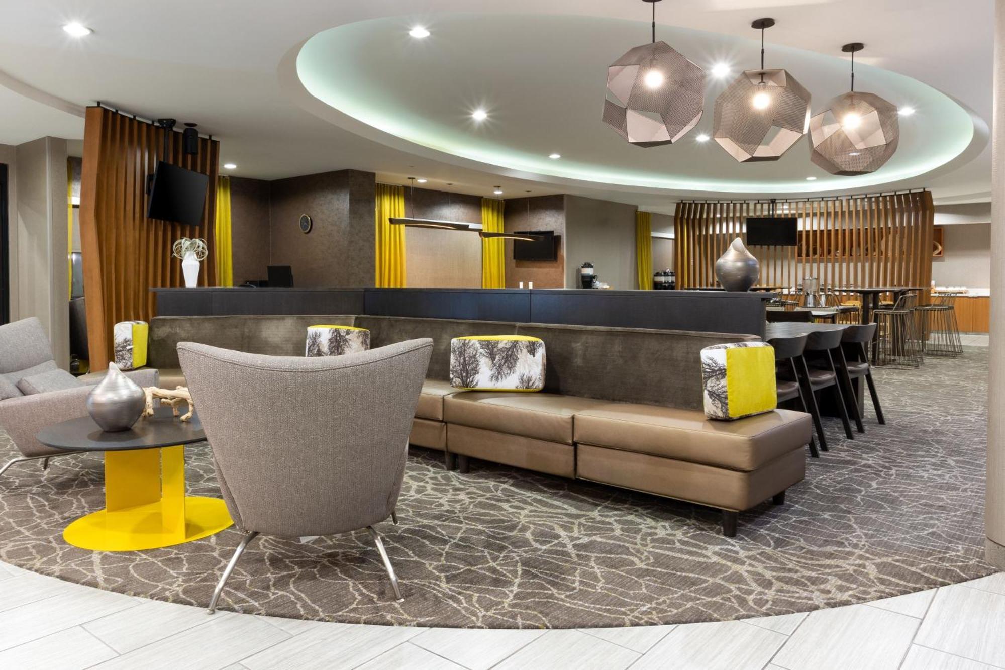 Hotel Springhill By Marriott Sacramento 3*