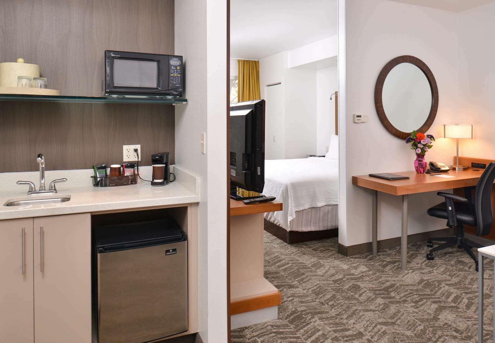 Hotel Springhill By Marriott Sacramento 3*